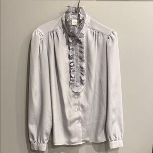 Chic Ruffled Blouse in Light Gray
